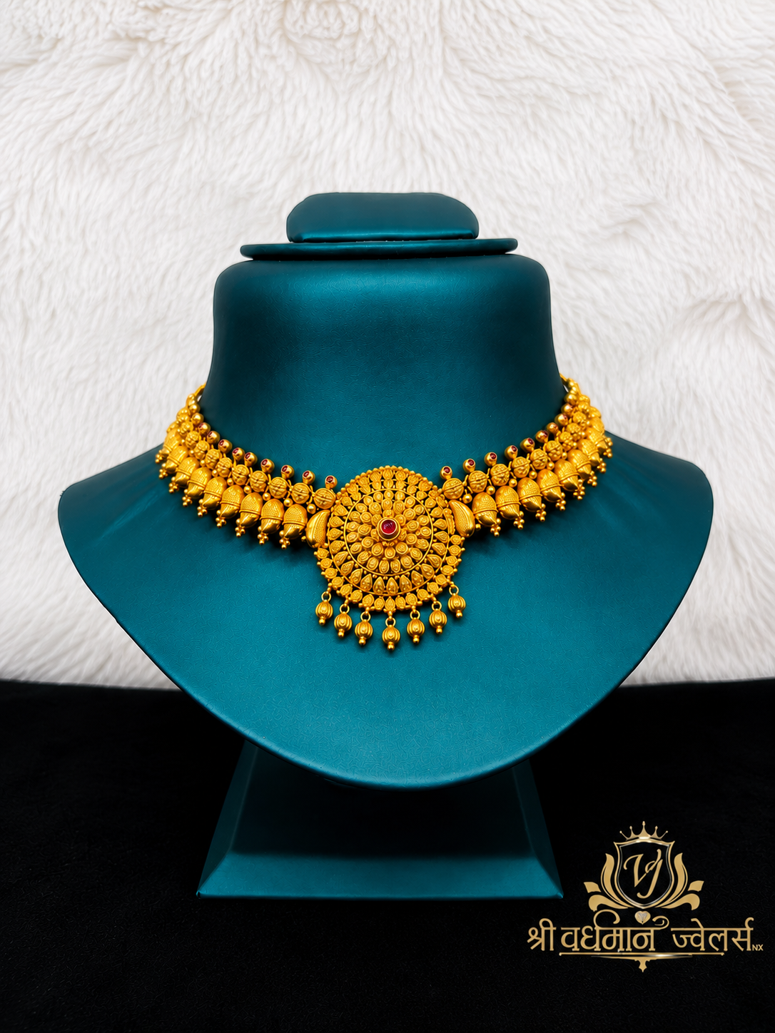 Modern Necklace Design